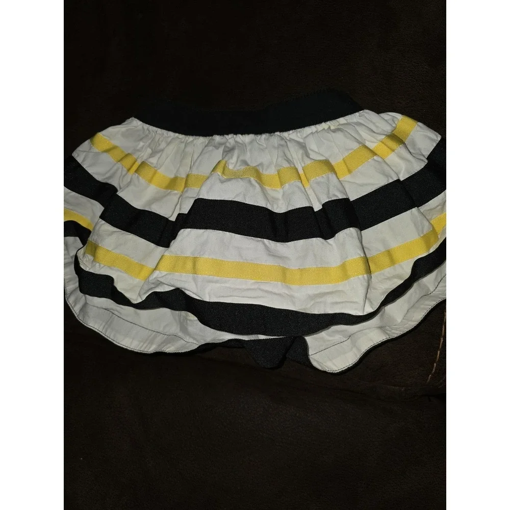 Gymboree bee chic top size 2t‎ striped skirt size 18 24 months